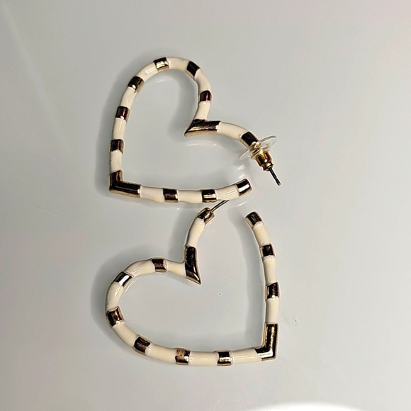 Heart Hoops - Picture 1 of 1